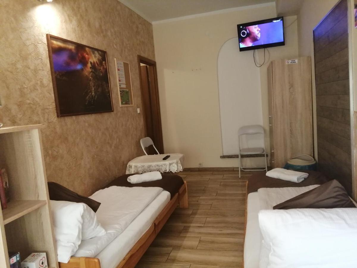 Apartament I Pokoje Goscinne Гнезно Экстерьер фото